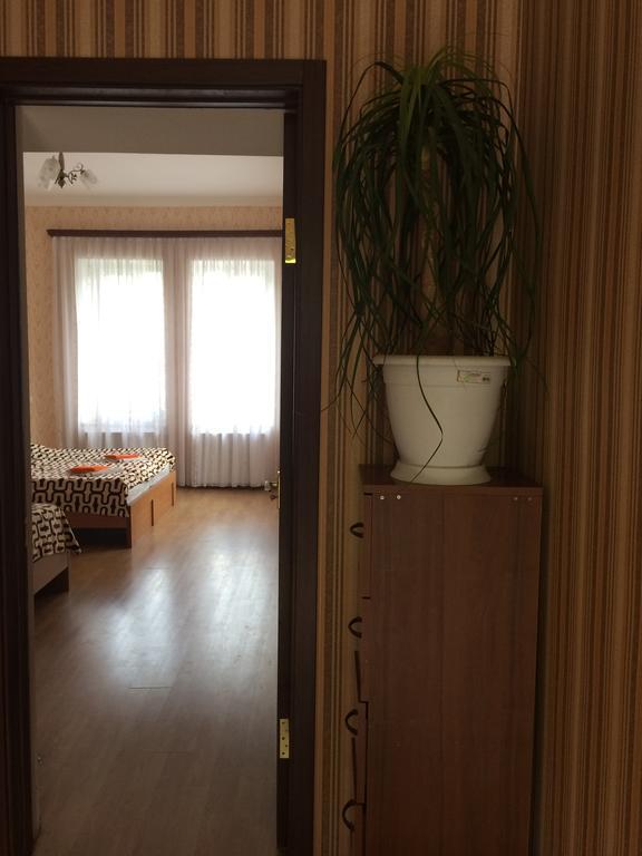 Guesthouse Gia Tbilisi Exterior photo