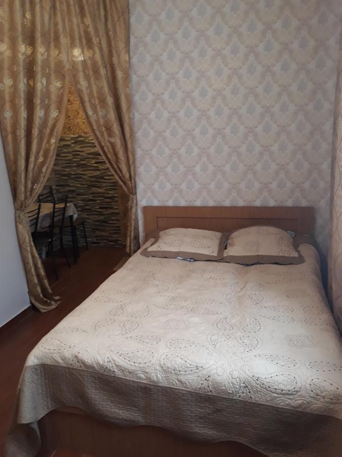 Guesthouse Gia Tbilisi Exterior photo