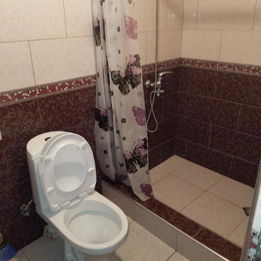Guesthouse Gia Tbilisi Exterior photo